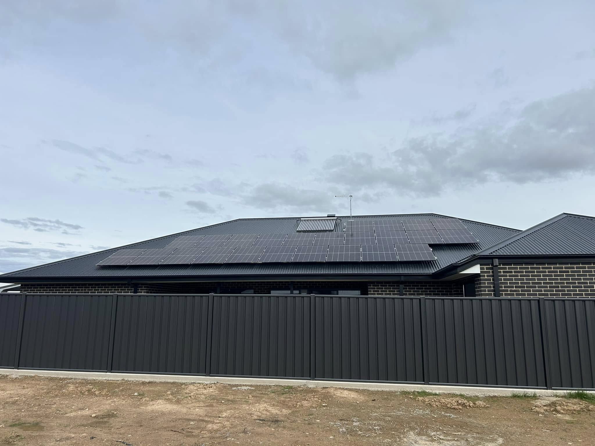 Roof-mounted solar panels grid-connected system